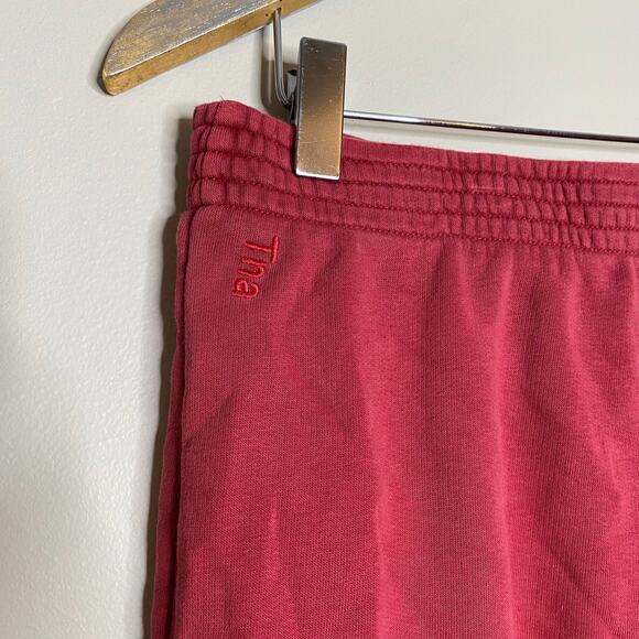AIRITZIA TNA Faded Red Airy Fleece Mid-Thigh Shorts Size Large - Picture 6 of 7